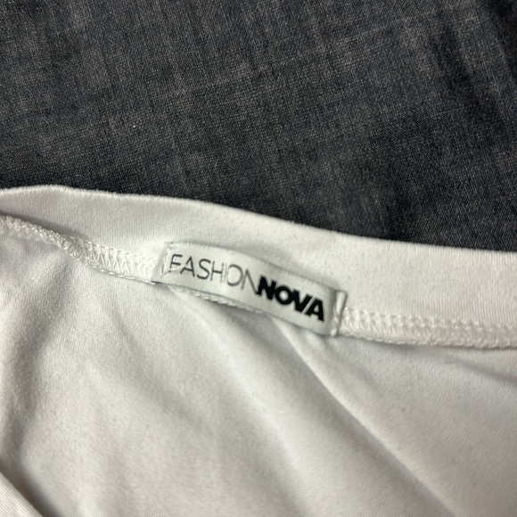 Fashionova White Snake Print Tunic Size 1X - Picture 3 of 3